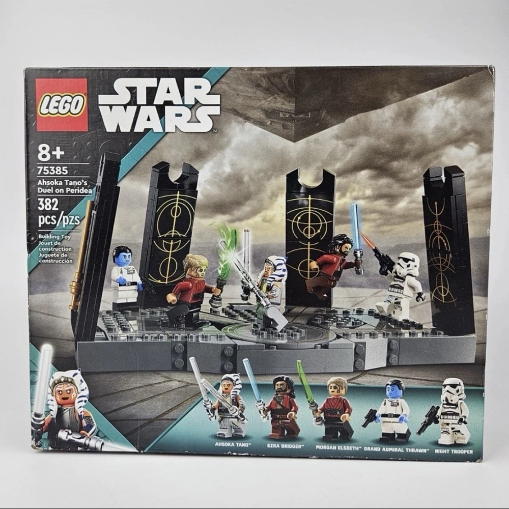 LEGO Star Wars Ahsoka Tano's Battle Set with Black and Gray
